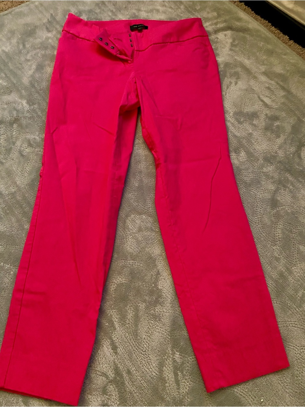 The Limited Exact Stretch Barbie Pink Slacks, Size 4